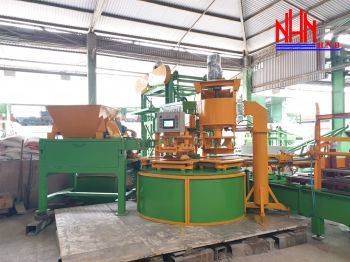 nha-may-gach-block-02.jpg