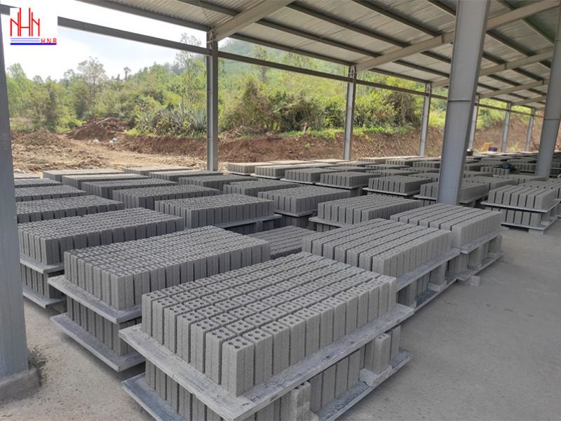 Block bricks with 4 holes 80x80x180 Block bricks with 4 holes 80x80x180